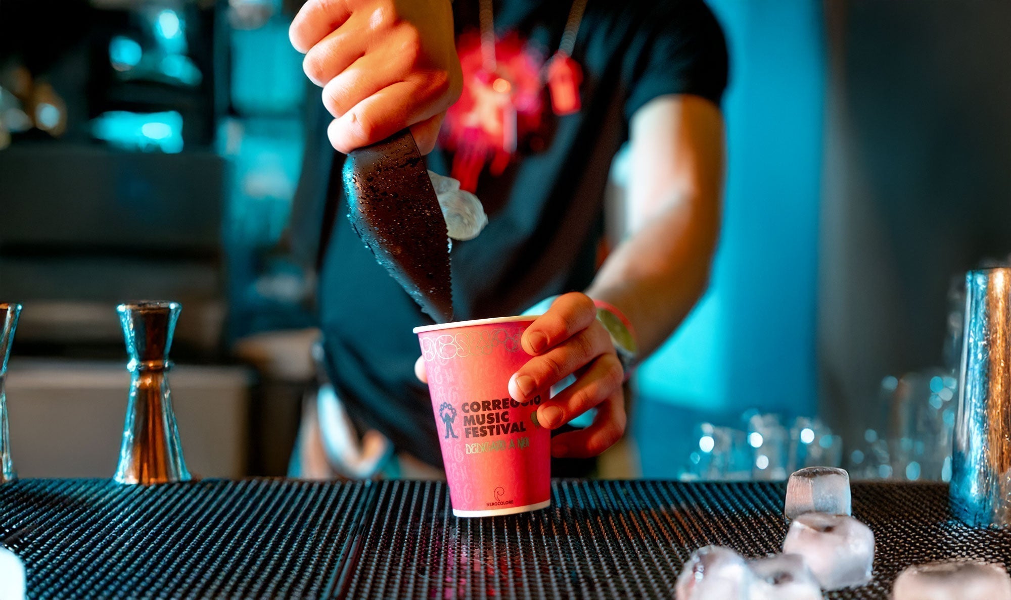 Cartoncino e cocktail: una combinazione possibile - Custom Eat