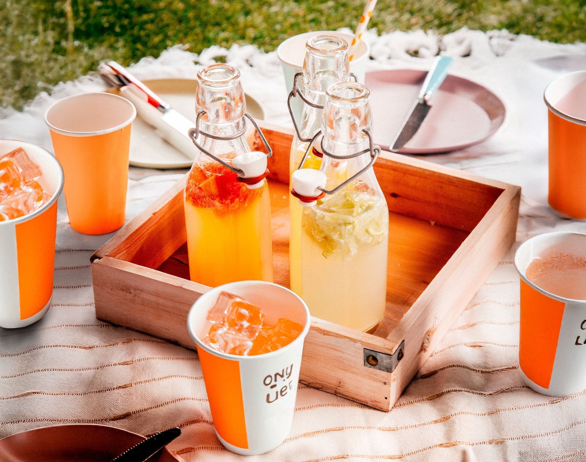 Bevande fredde? Il nostro cartoncino non teme la condensa - Custom Eat